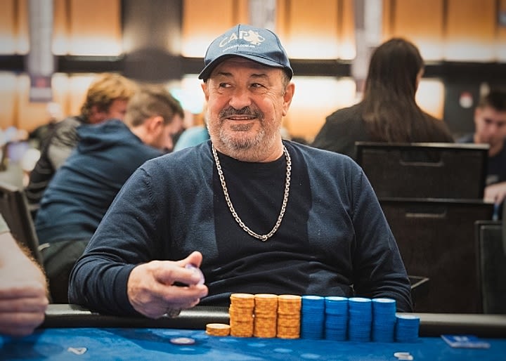 Alberto Varni lidera el Super High Roller del CAP Rosario