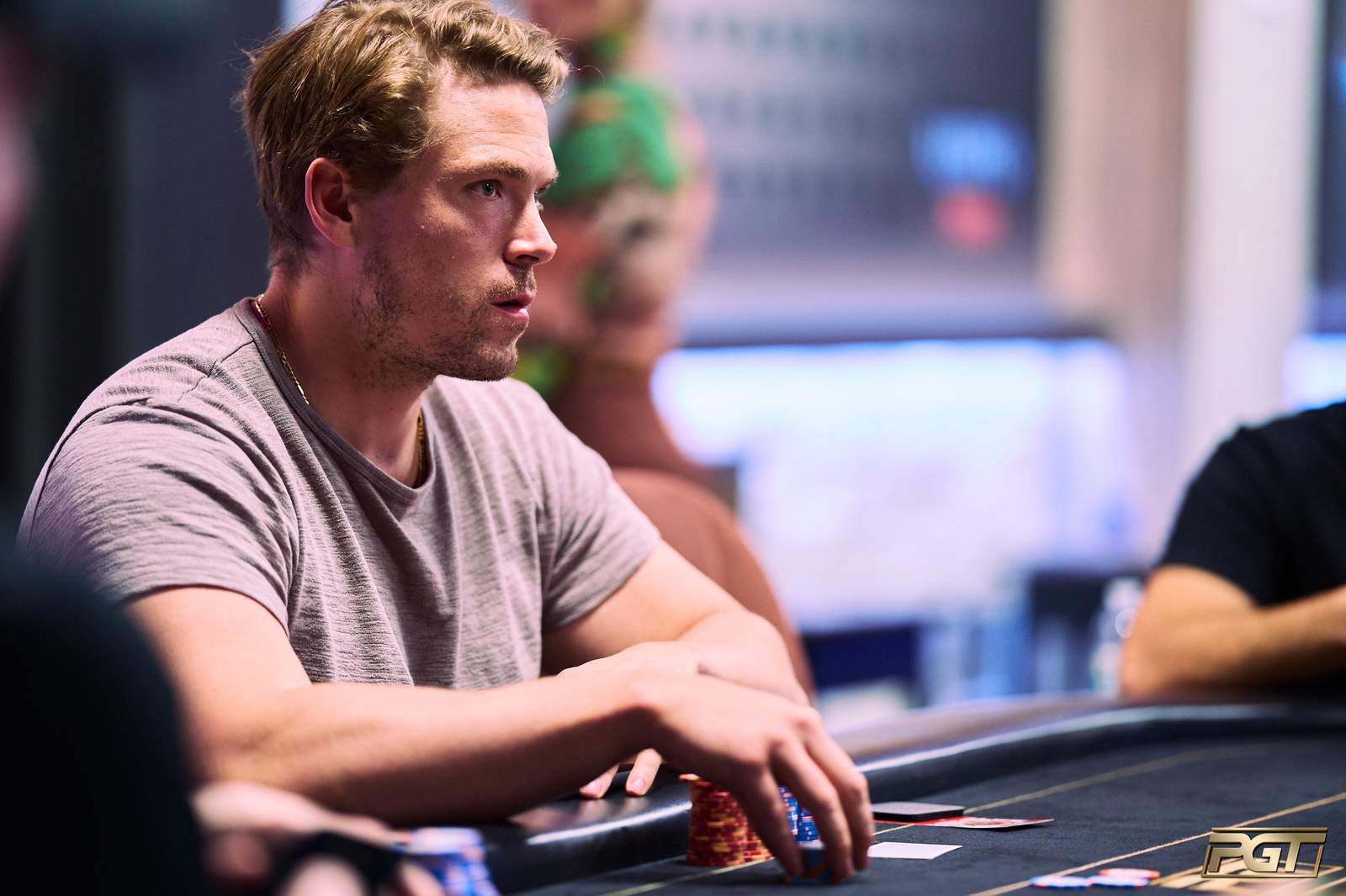 Alex Foxen lidera decisão do Evento 7 no US Poker Open