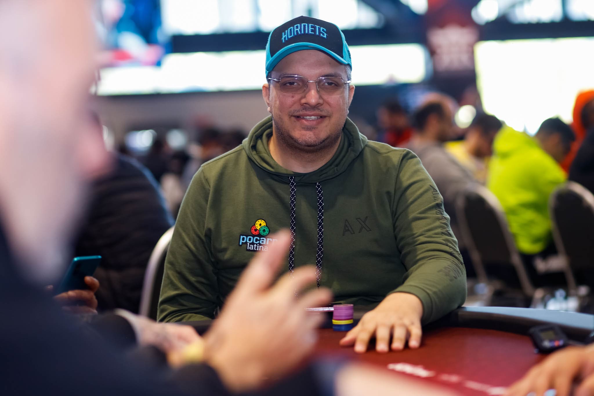 Douglas Ferreira encontra bounty de US$ 100 mil no Main Event Low do SCOOP Warm-Up