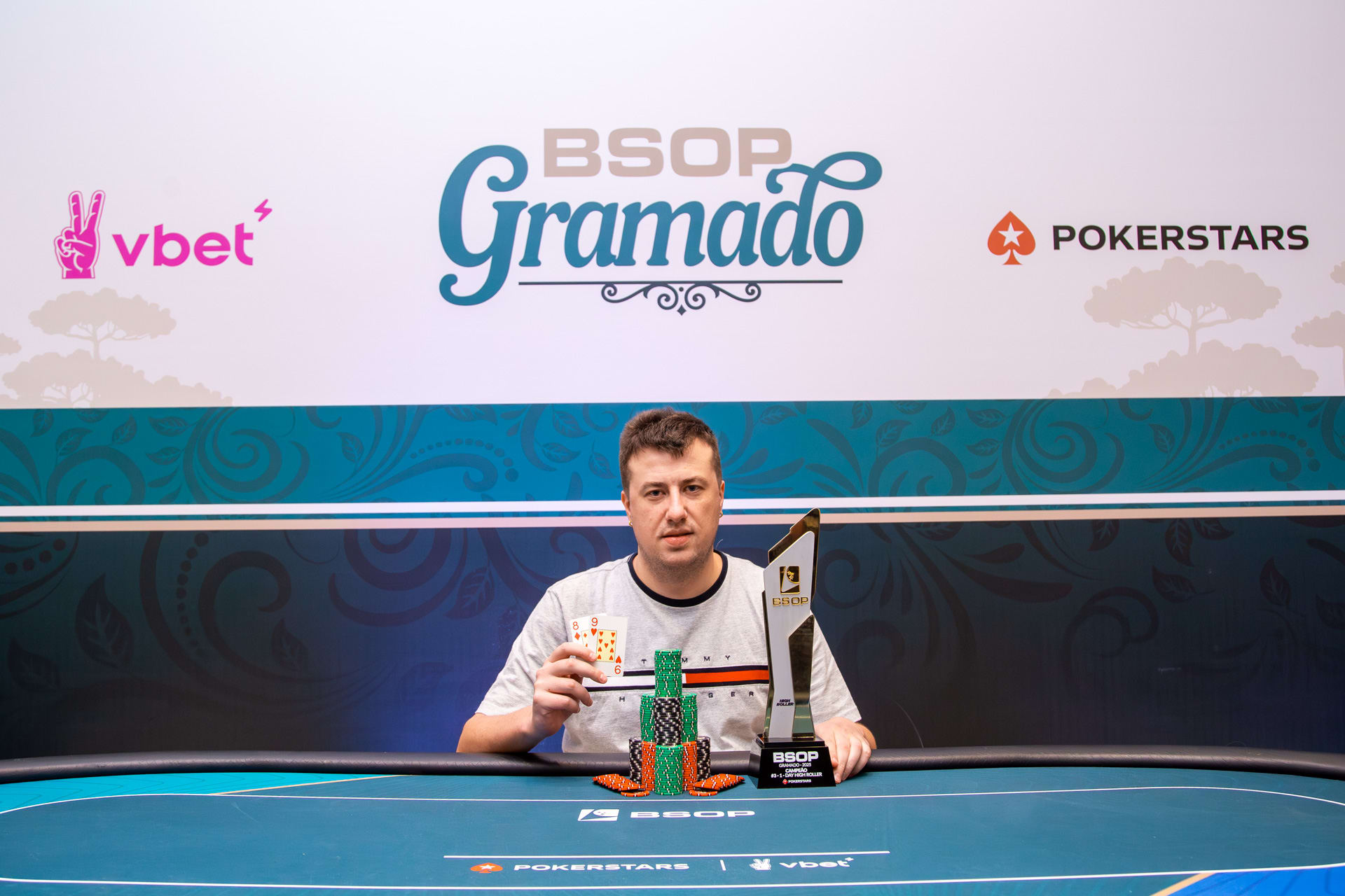 Gabriel Schroeder conquista título do 1-Day High Roller do BSOP Gramado