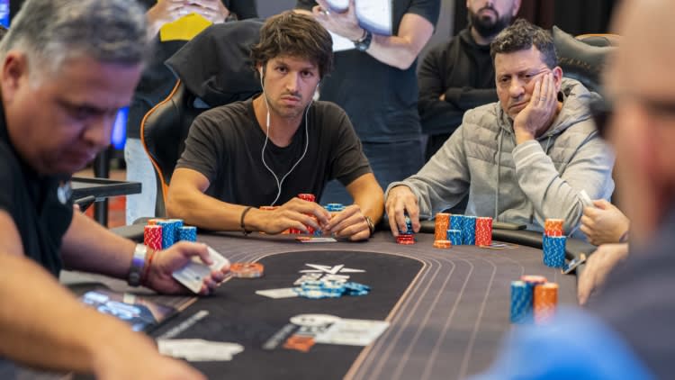 Fernando Romano High Roller 3300 Dia 2 Ept Mayo 2025 9 1