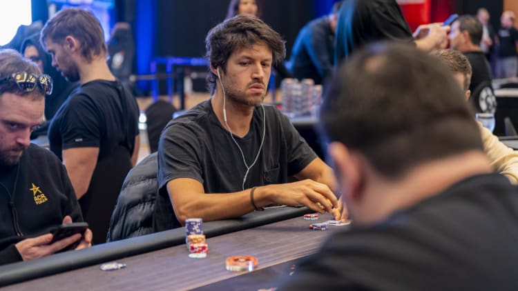 Alex Komaromi Super High Roller Dia 2 Ept Mayo 2025