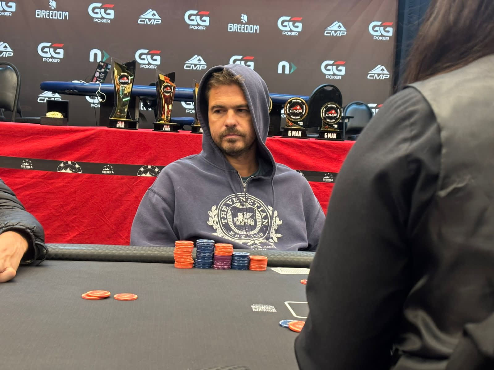 Leonardo Teixeira lidera os 11 finalistas do Main Event no CMP