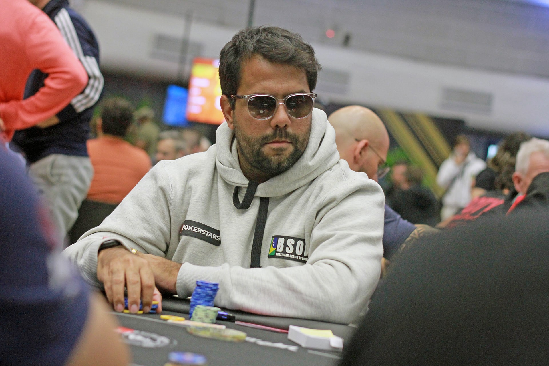 Danilo Gomes faz acordo no $630 Sunday High Roller e leva US$ 121 mil