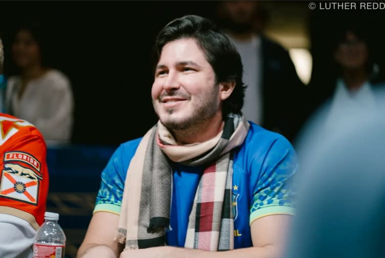 Dennys Ramos lidera brasileiros classificados para o Dia 2 do Evento #52