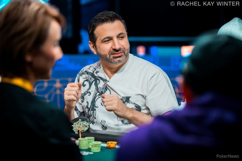 Ali Eslami larga na frente no Poker Players Championship da WSOP