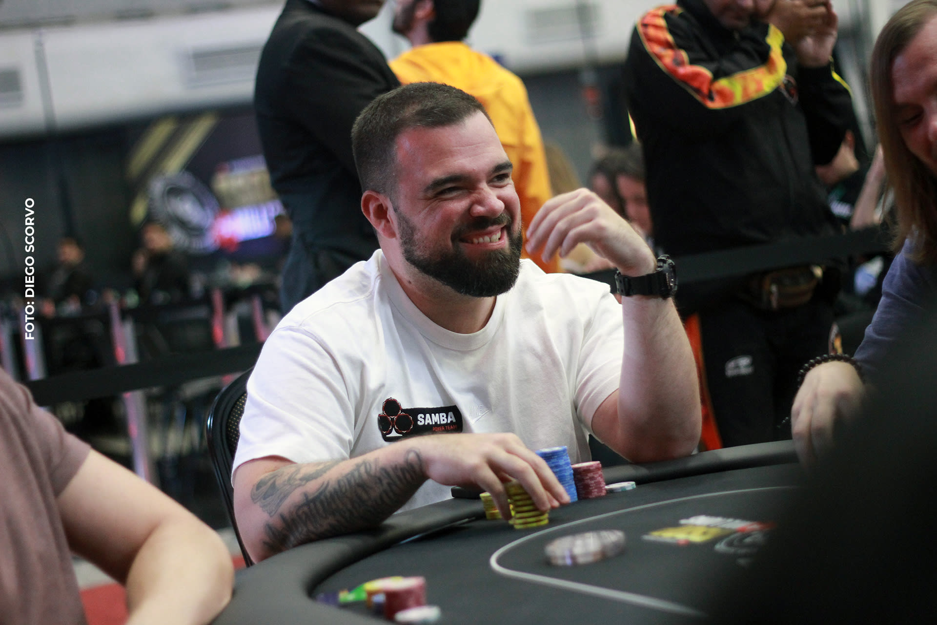 Pedro Padilha crava $5.250 Bounty Hunters Super HR