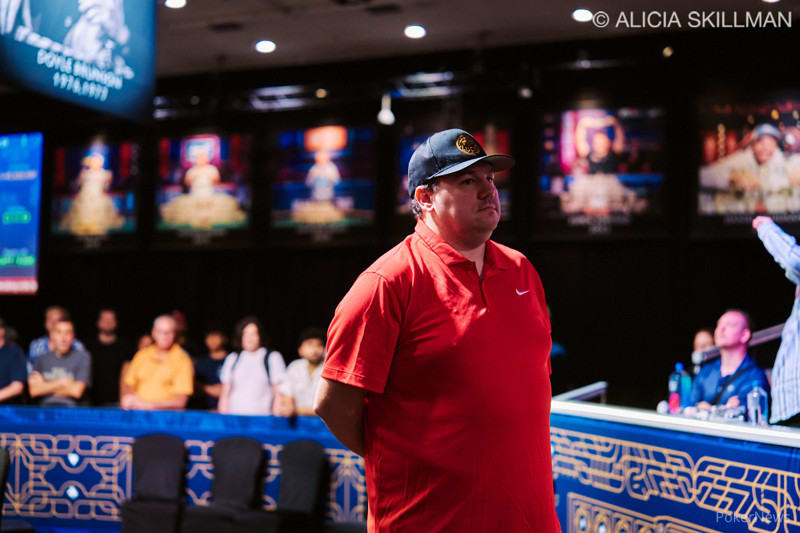 Shaun Deeb conquista mais uma vez o prêmio de Jogador do Ano da WSOP
