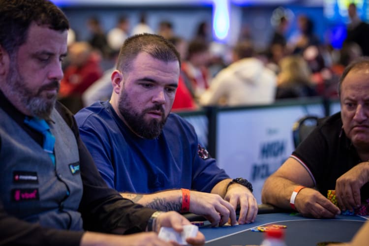 Pedro Padilha High Roller Championship %E2%80%93 Dia 1 %E2%80%93 Torneio Gold Bsop Winter Millions 2025. 01