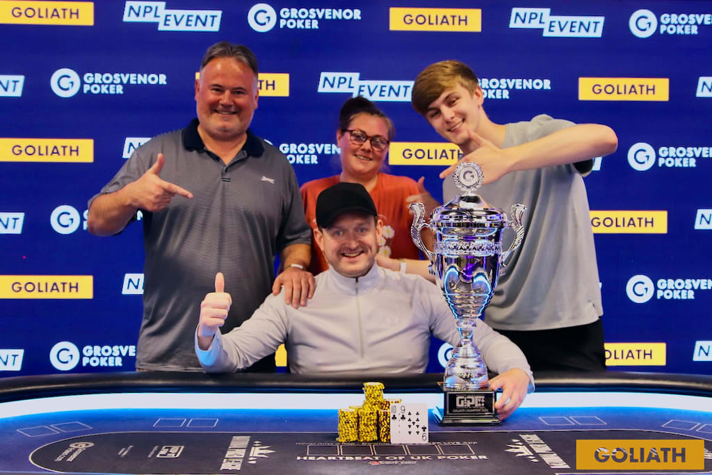 Quebrado, iba a dejar el poker pero sorpresivamente ganó un torneo de 12.961 entradas… y sigue