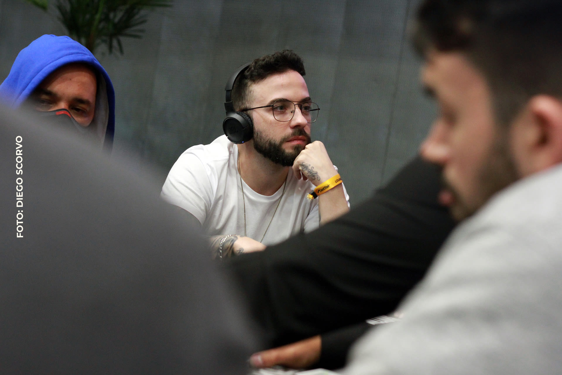 Adrovan Rodrigues atropela na bolha da FT e dispara na liderança do Mystety Millions da WSOP Online