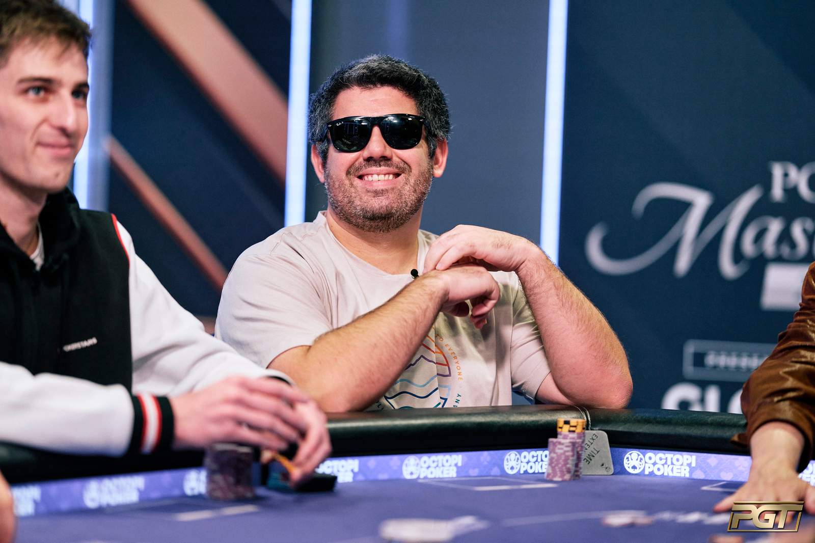 Mitchellhalversonpokermastersantonioadsc0784000215F129494Fa884049B53339651F1