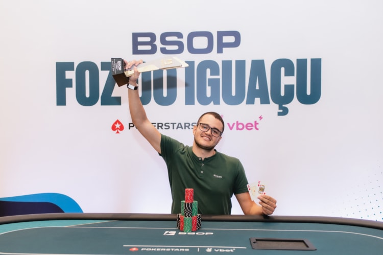 A Festa Do Campe&atilde;o Carlos Serrano