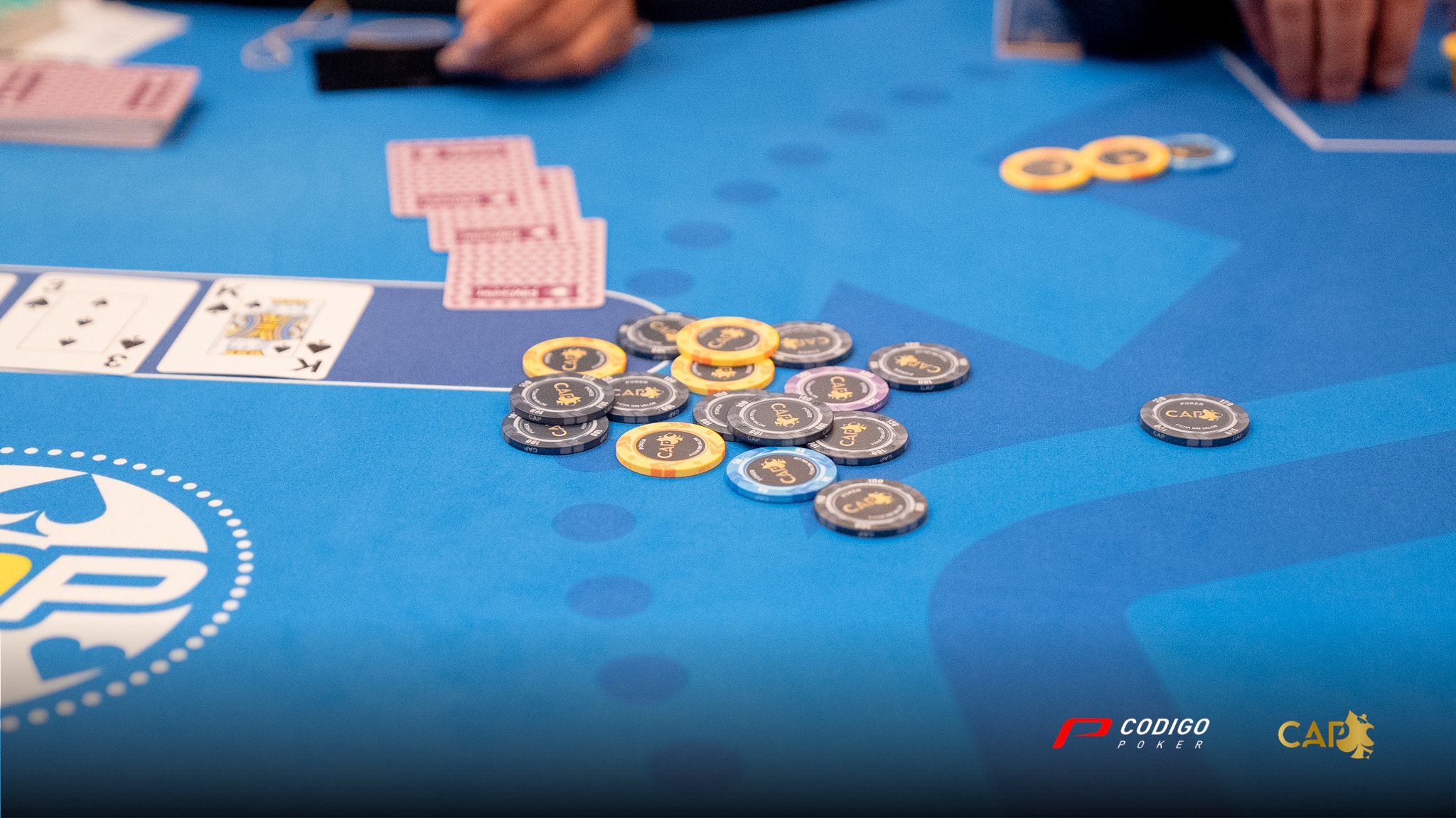 Color 18 Main Event Cap Octubre 2025