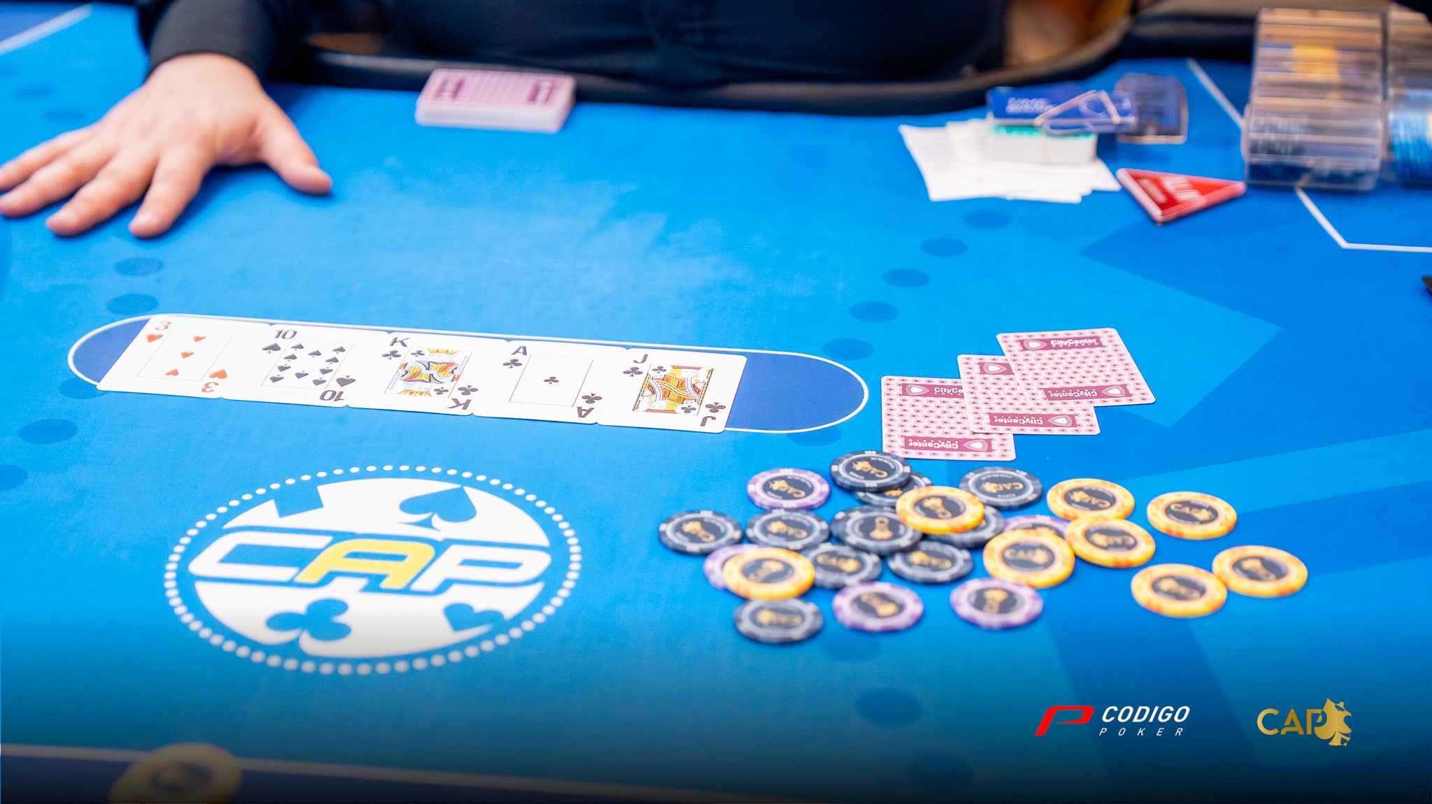 Color1 Main Event 1D Cap Octubre 2025