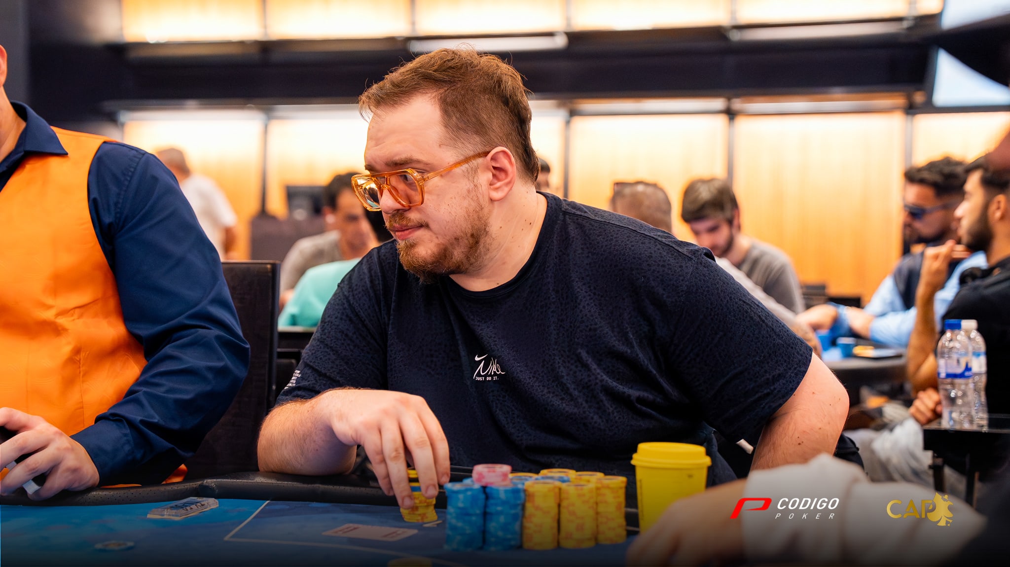 Eze Weigel Main Event Cap Octubre 2025