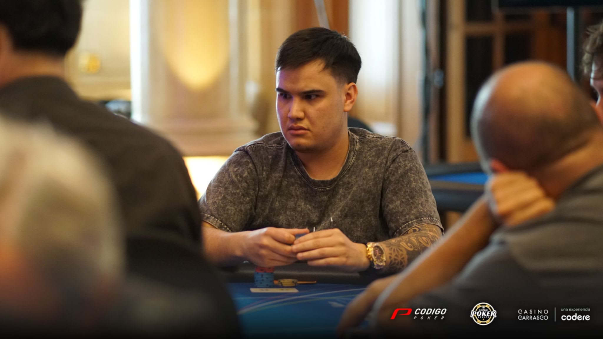 Poker Series High Roller Dia 1 Carlos Burgos