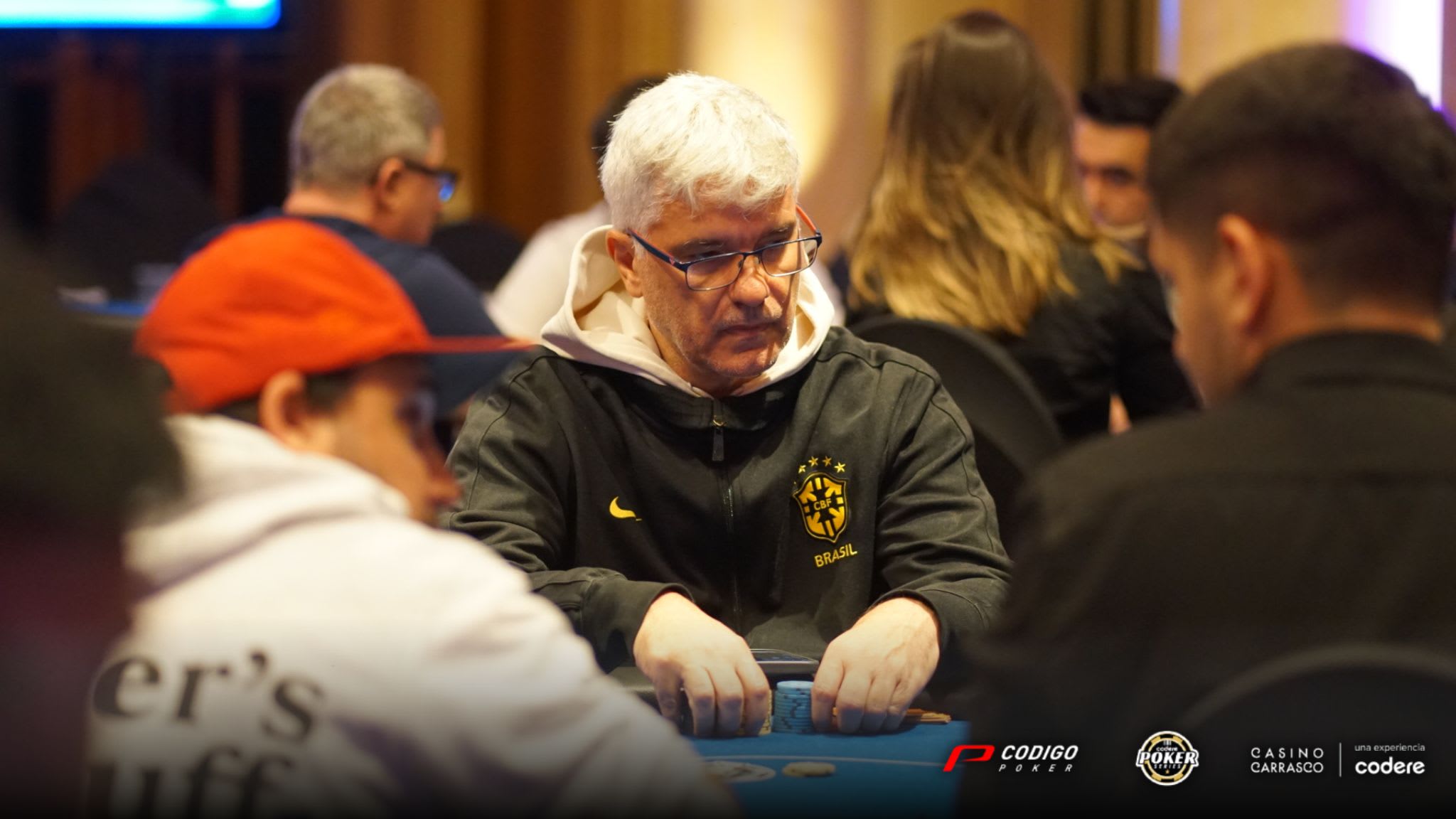 Poker Series High Roller Dia 2 Naves