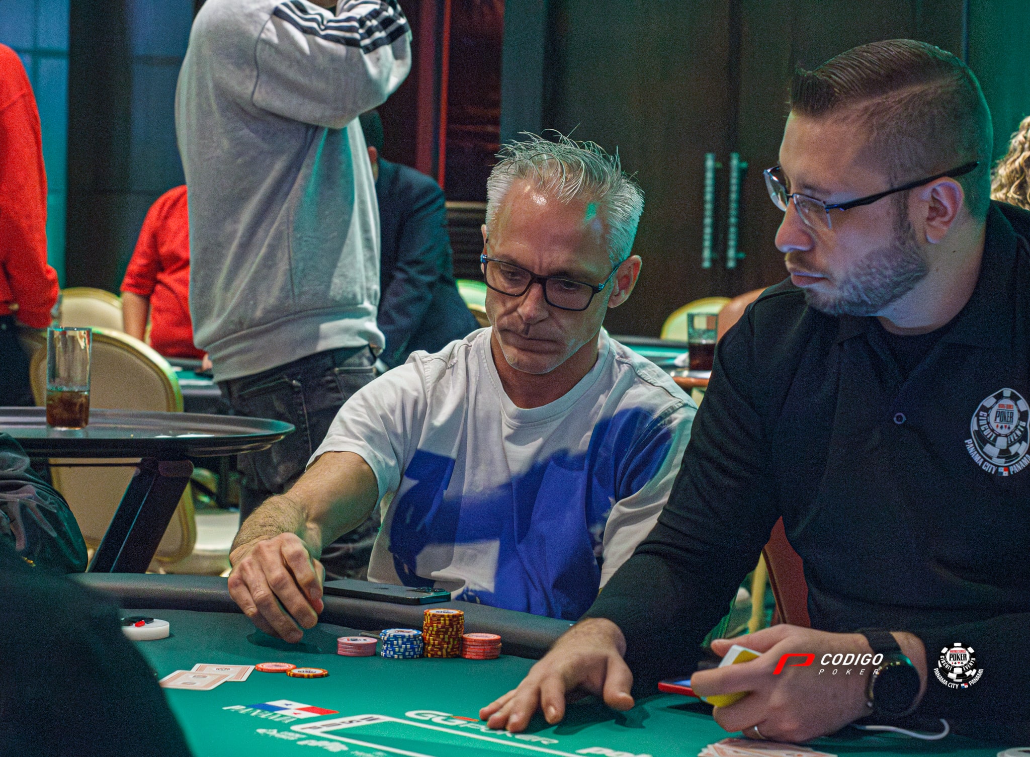 Christian Roberts y Damián Salas avanzaron en el Día 1C del Main Event de la WSOP-C Panamá