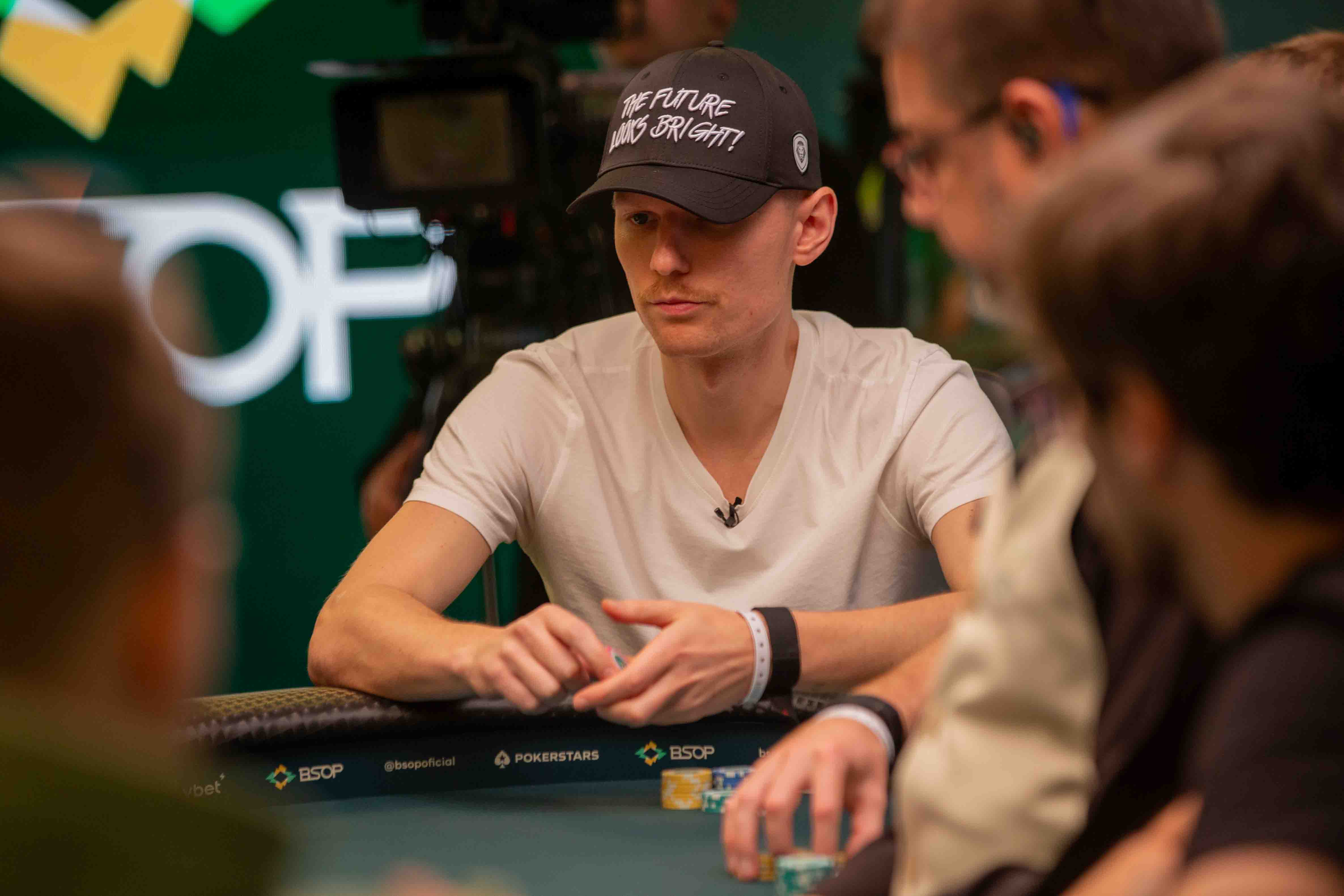 32 250K Super High Roller 49