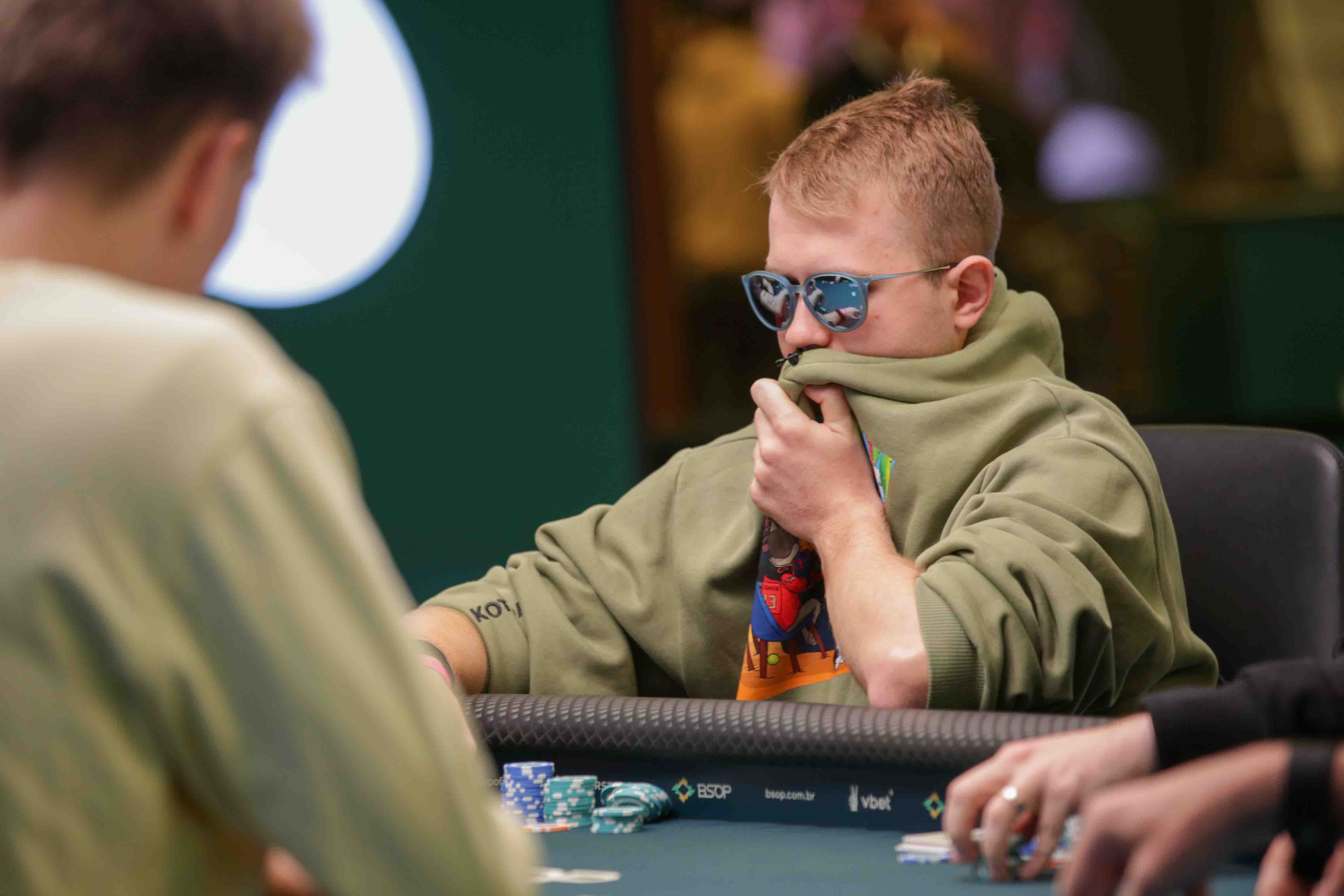 32 250K Super High Roller 144