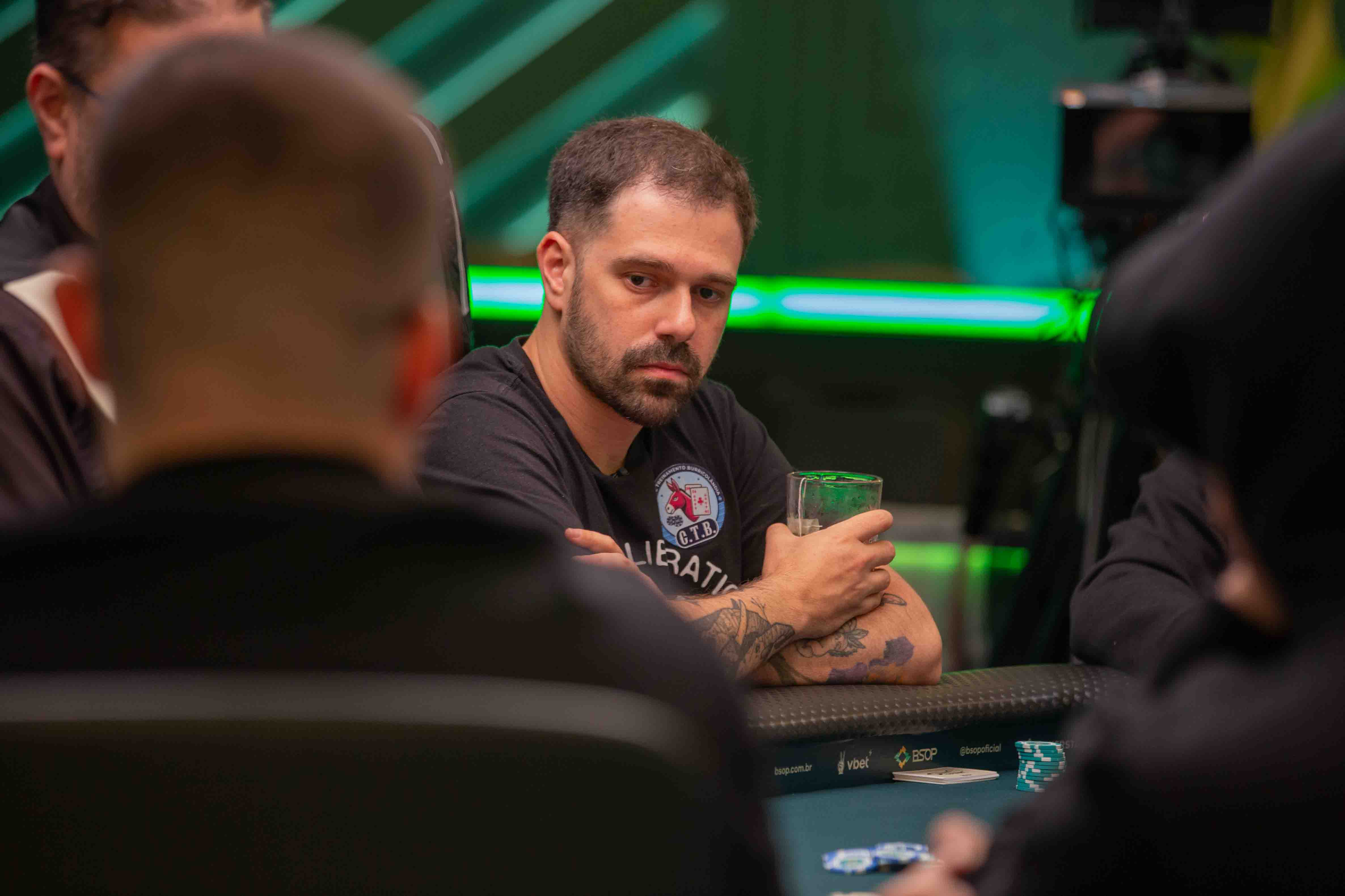 32 250K Super High Roller Felipe Boianovsky Ft 1