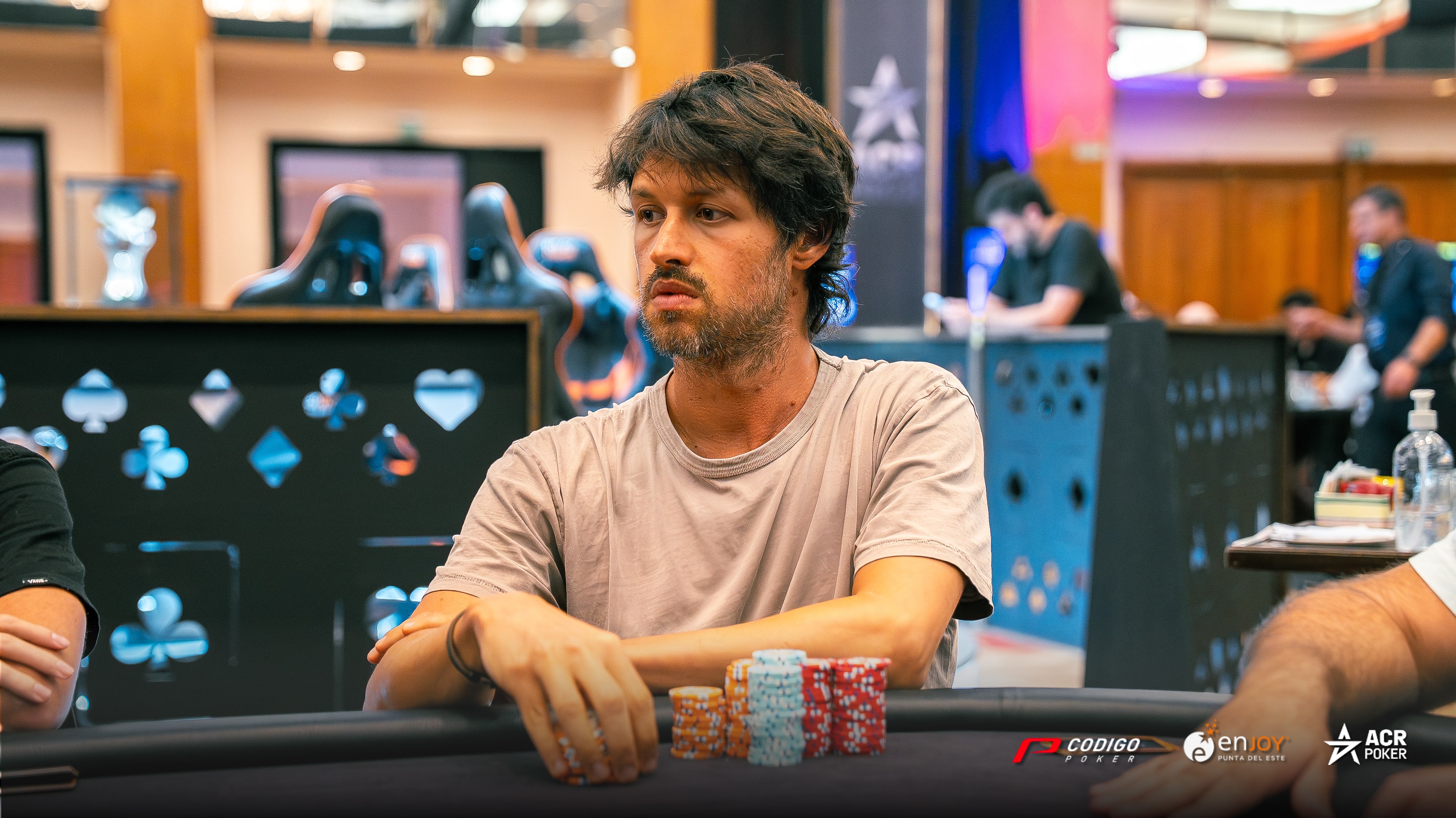 Alex Komaromi Gfm Dia 2 Dic 25