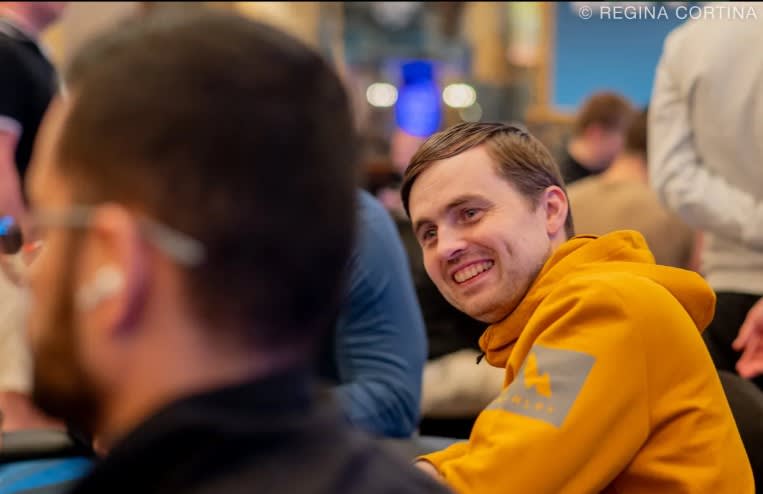 Martin Kabrhel manda y Pineda, Andrade, Manzure más Spitale merodean el Super Main Event de la WSOP Paradise