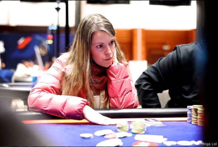 Connie Lampropulos va por la gloria en el Main Event del EPT Praga