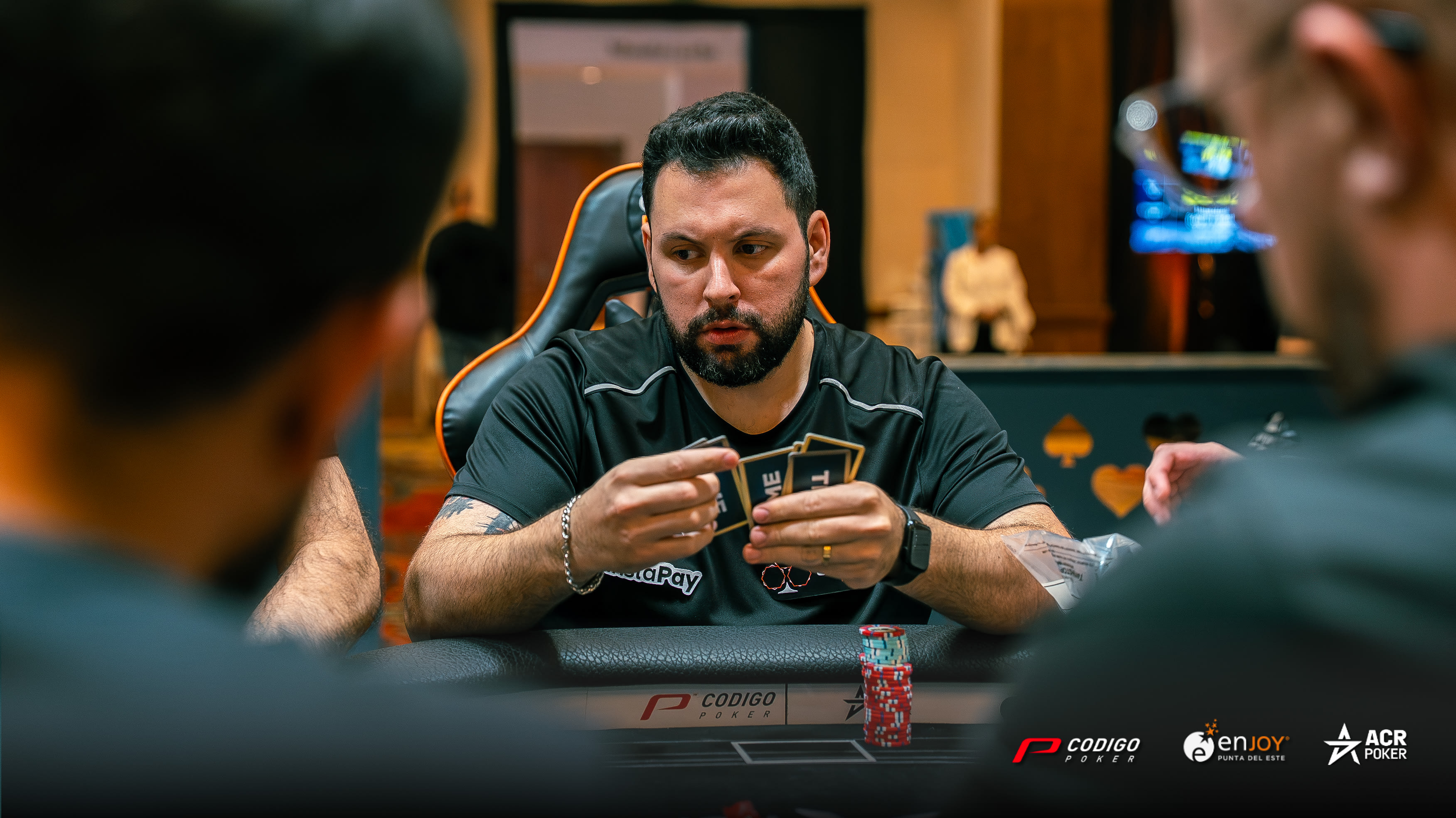 Jessi Galvane faz grande FT na Final Milionária, termina em segundo e leva prêmio de seis dígitos no Enjoy Poker Tour
