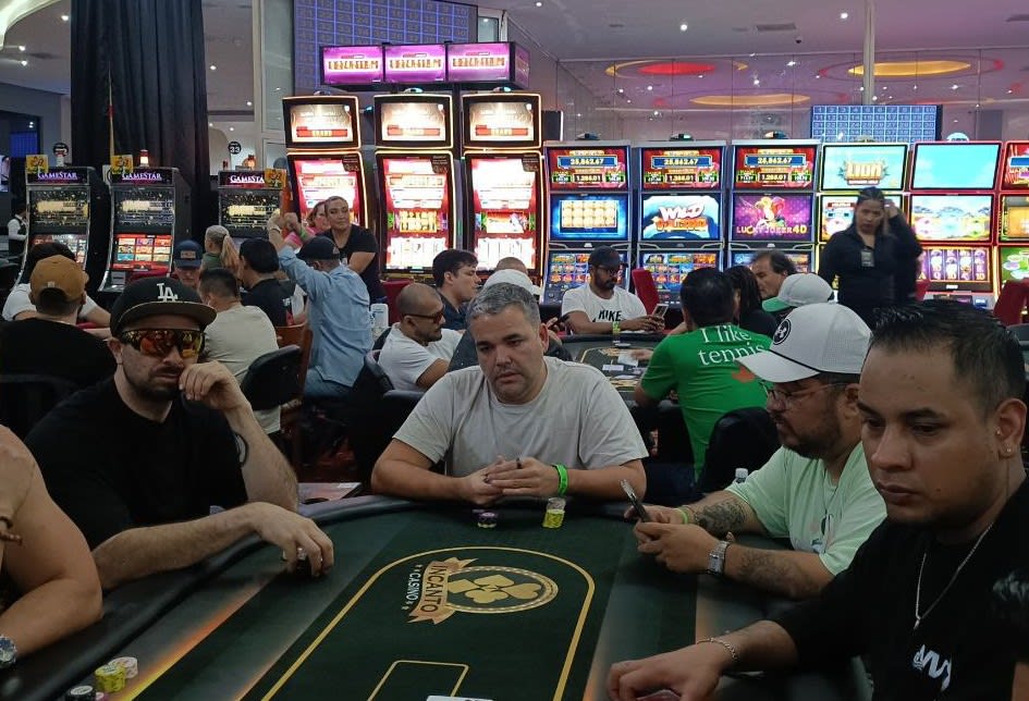 Miguel Hernandez 1B Nvtx