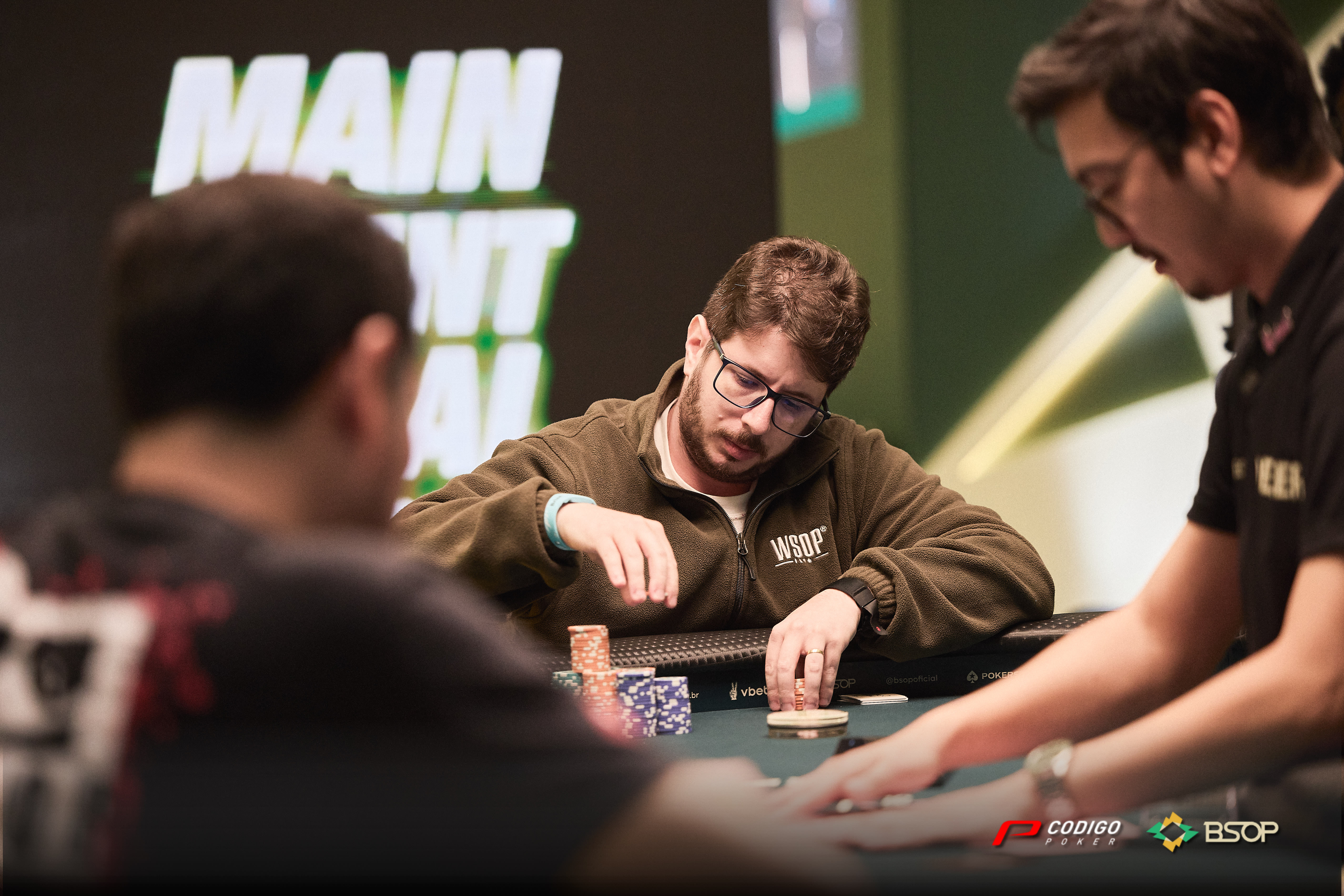 Aloisio Dourado Bsomain 1 2