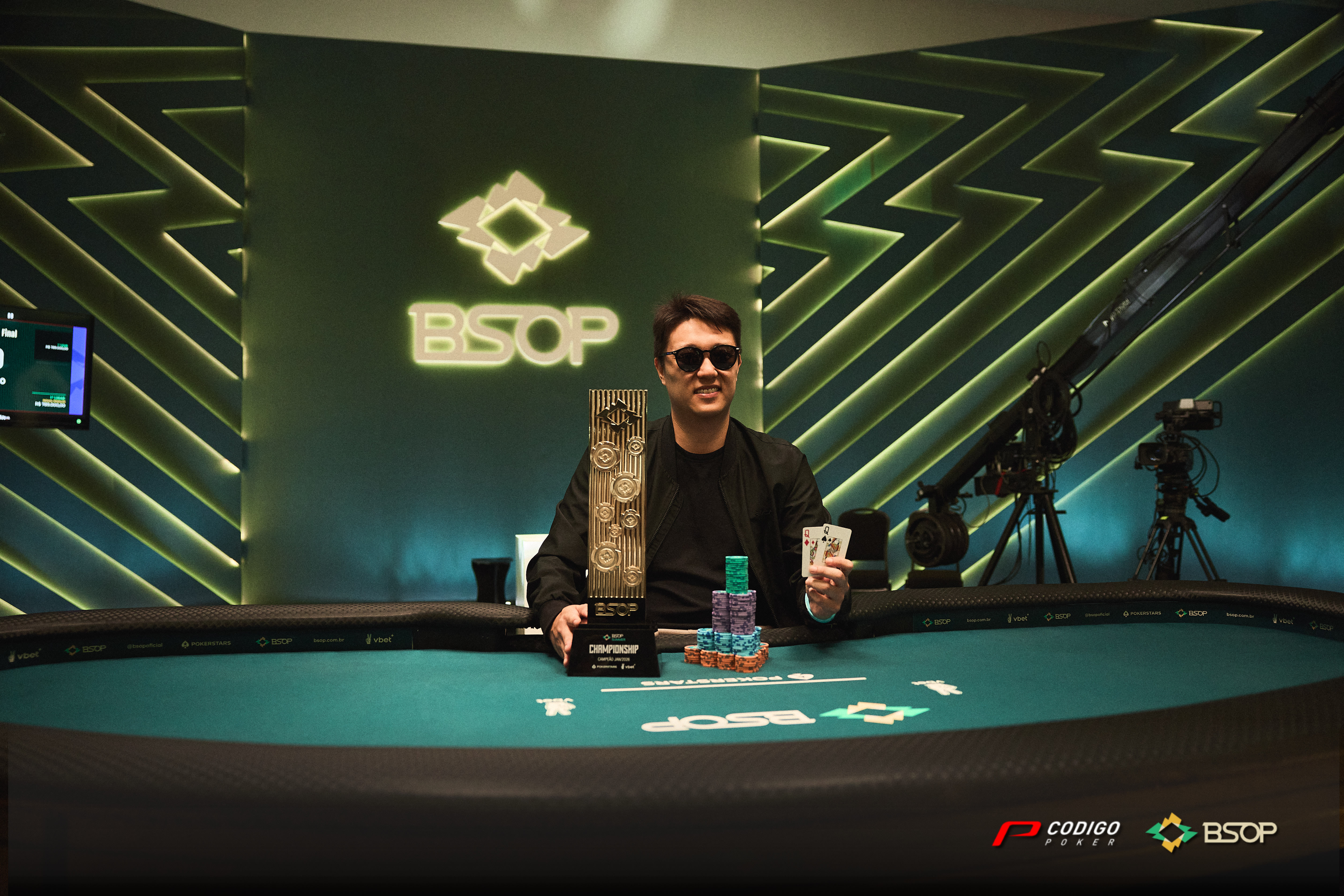 Victor Onizuka ganó el BSOP Championship y obtuvo un premio de R$789K
