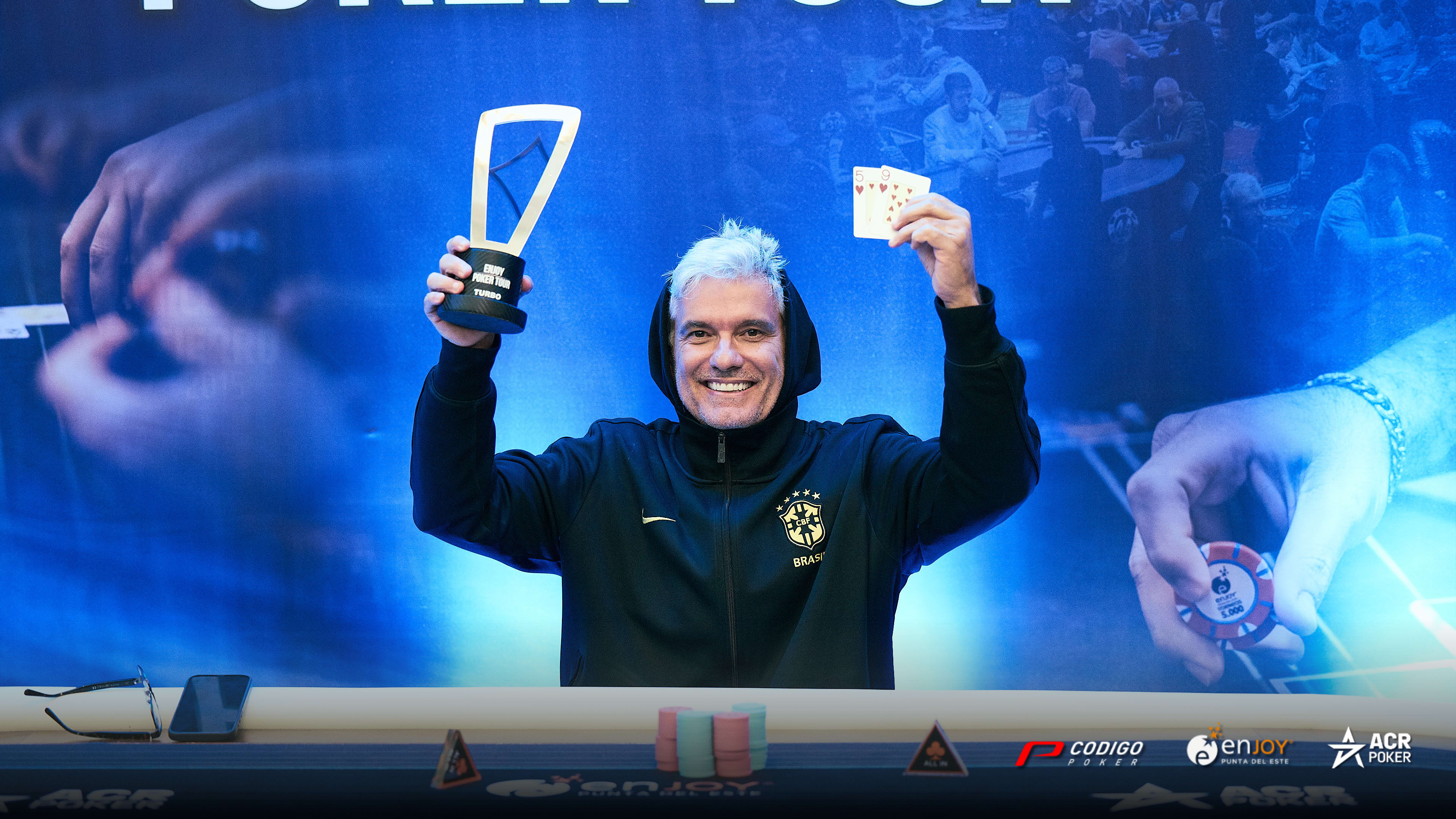 Osvaldo Naves y Connor McStay también ganaron trofeos en el Enjoy Poker Tour