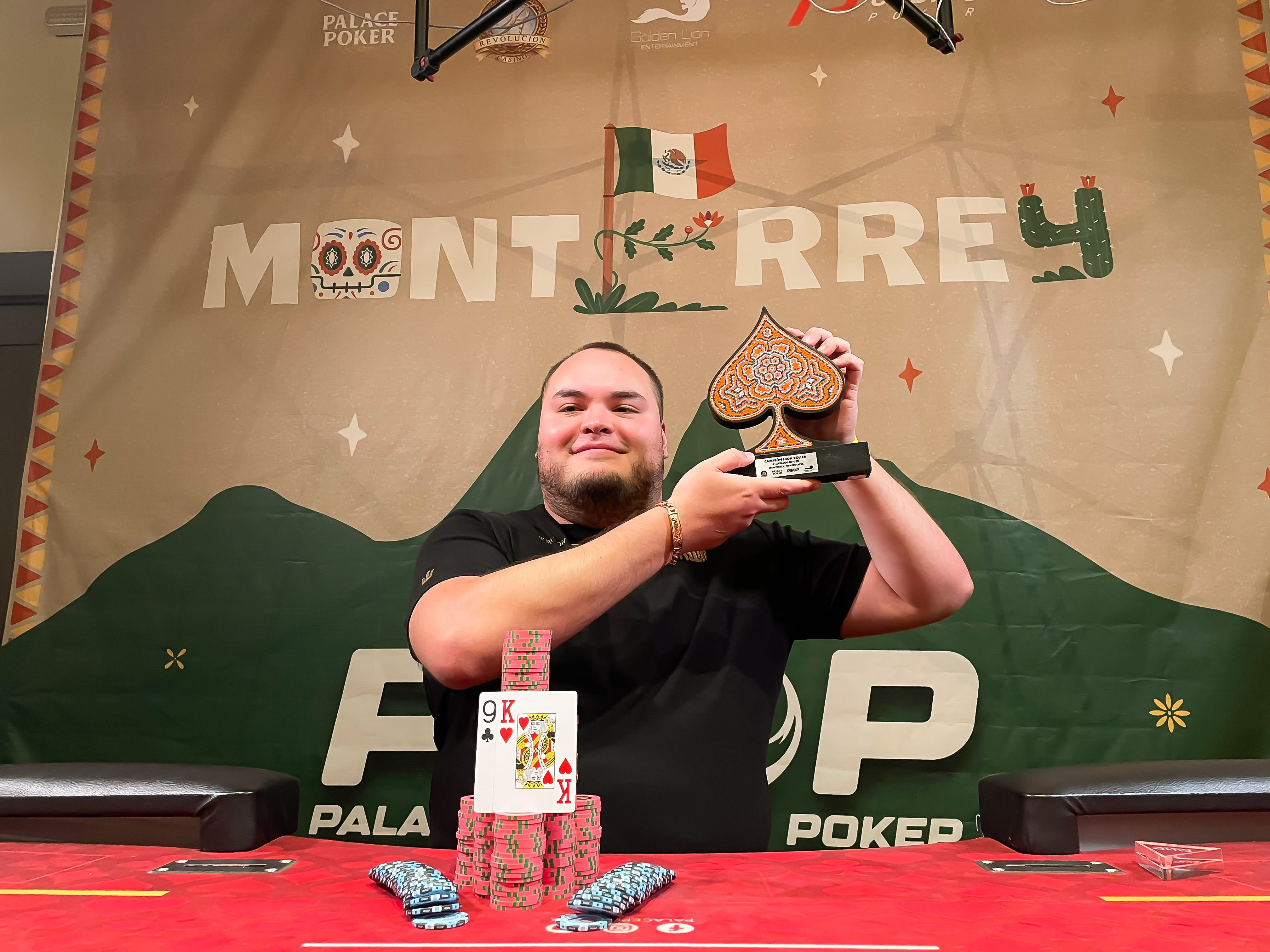 Eduardo Antimo alzó el trofeo High Roller de la PSOP MTY