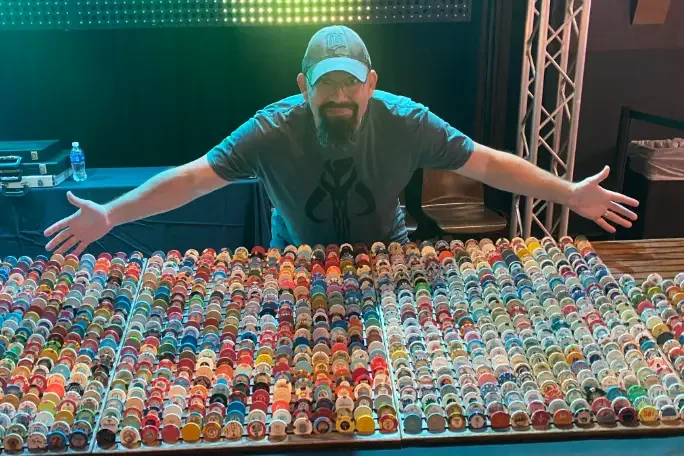 Récord Guinness: así se ve la mayor colección de fichas del mundo