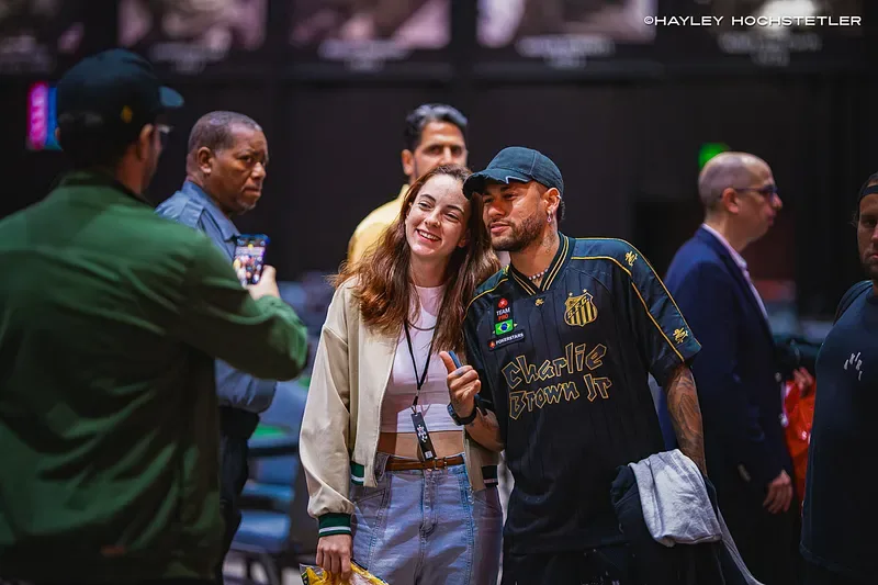 Neymar llegó a la WSOP y jugó un torneo propio lleno de estrellas