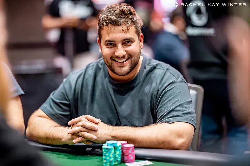 Joao Simao y Davi Cola están en la mesa final del WCOOP Main Event