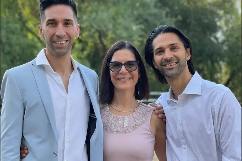 ¡De madre escéptica a campeona! La victoria de la mamá de dos famosos grinders