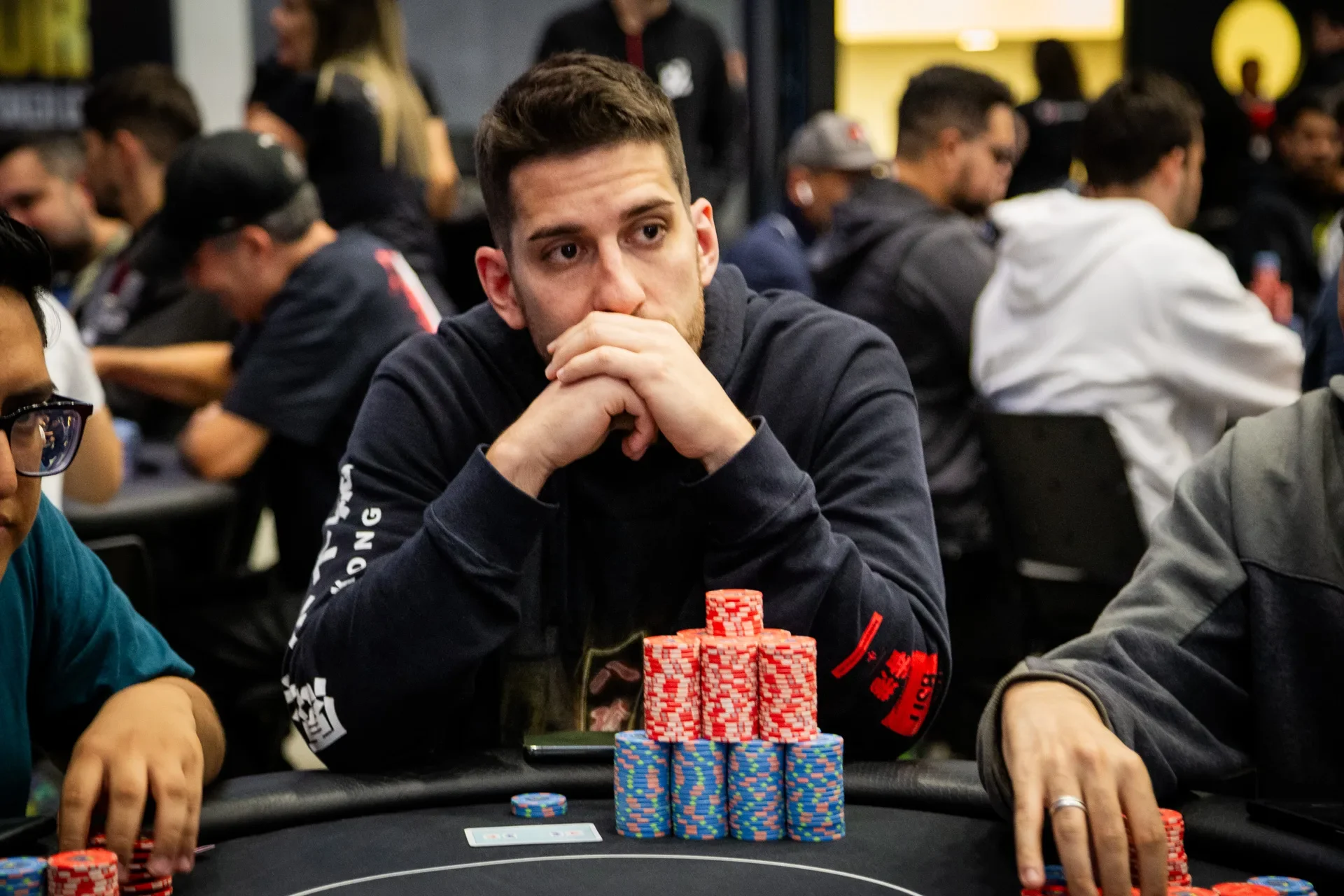 BSOP Millions: Mauricio Parodi lidera el Main Event en el Día 4