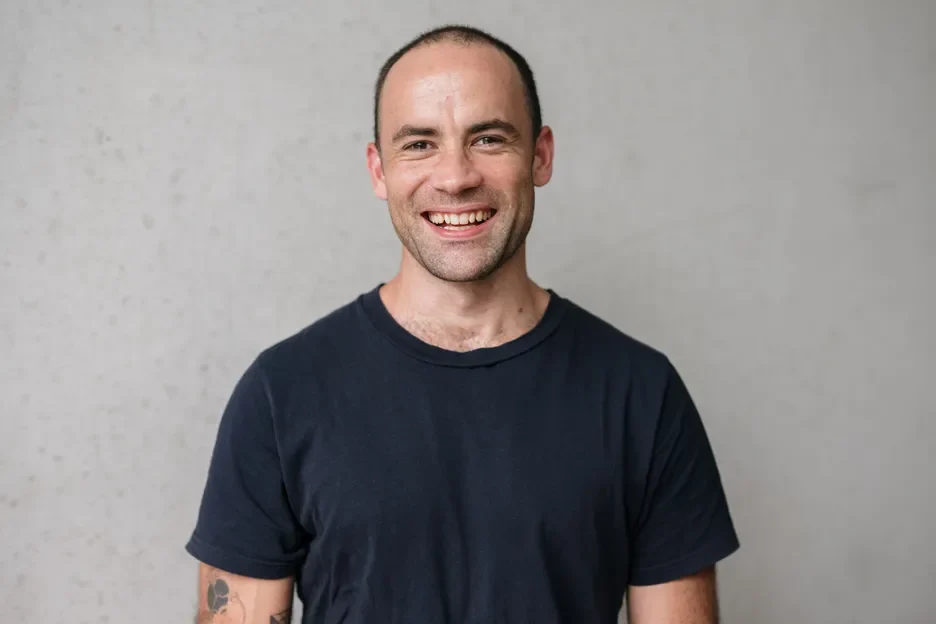 B7C274E99509 Sam Forde Headshot