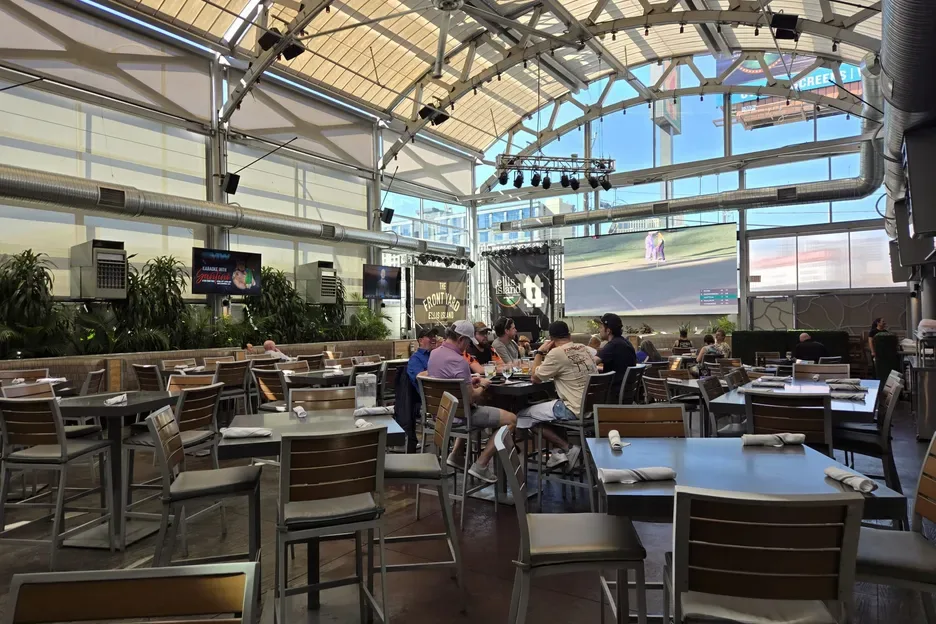 C94B1960Ad22 Front Yard Ellis Island