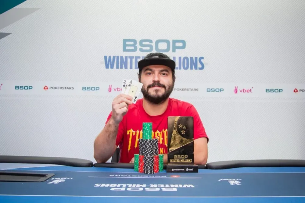 Ariel Rezende R96G8Iw70Uzktrv0Yl5Mieaacw8Z19Pmtve38S0Npg.jpg