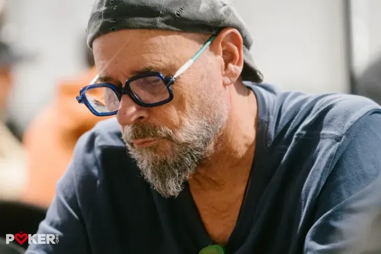 C703F37E7535 Guy Laliberte 2500 No Limit Holdem Main Eventlr2025Hrmlr04664