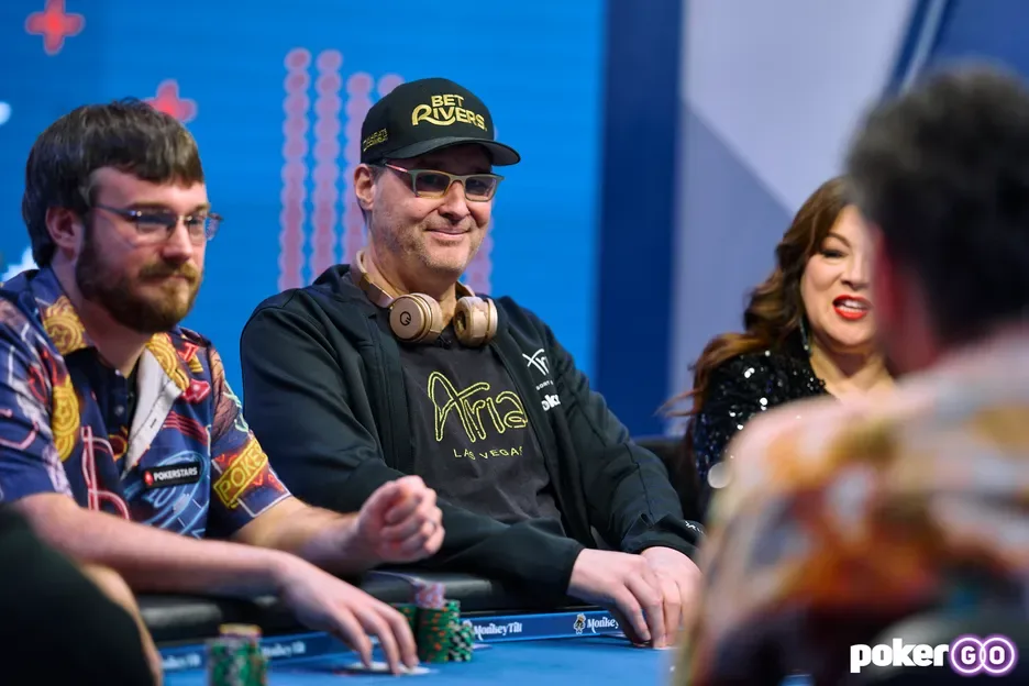 Otro día en la oficina: Hellmuth perdió un pozo y estalló