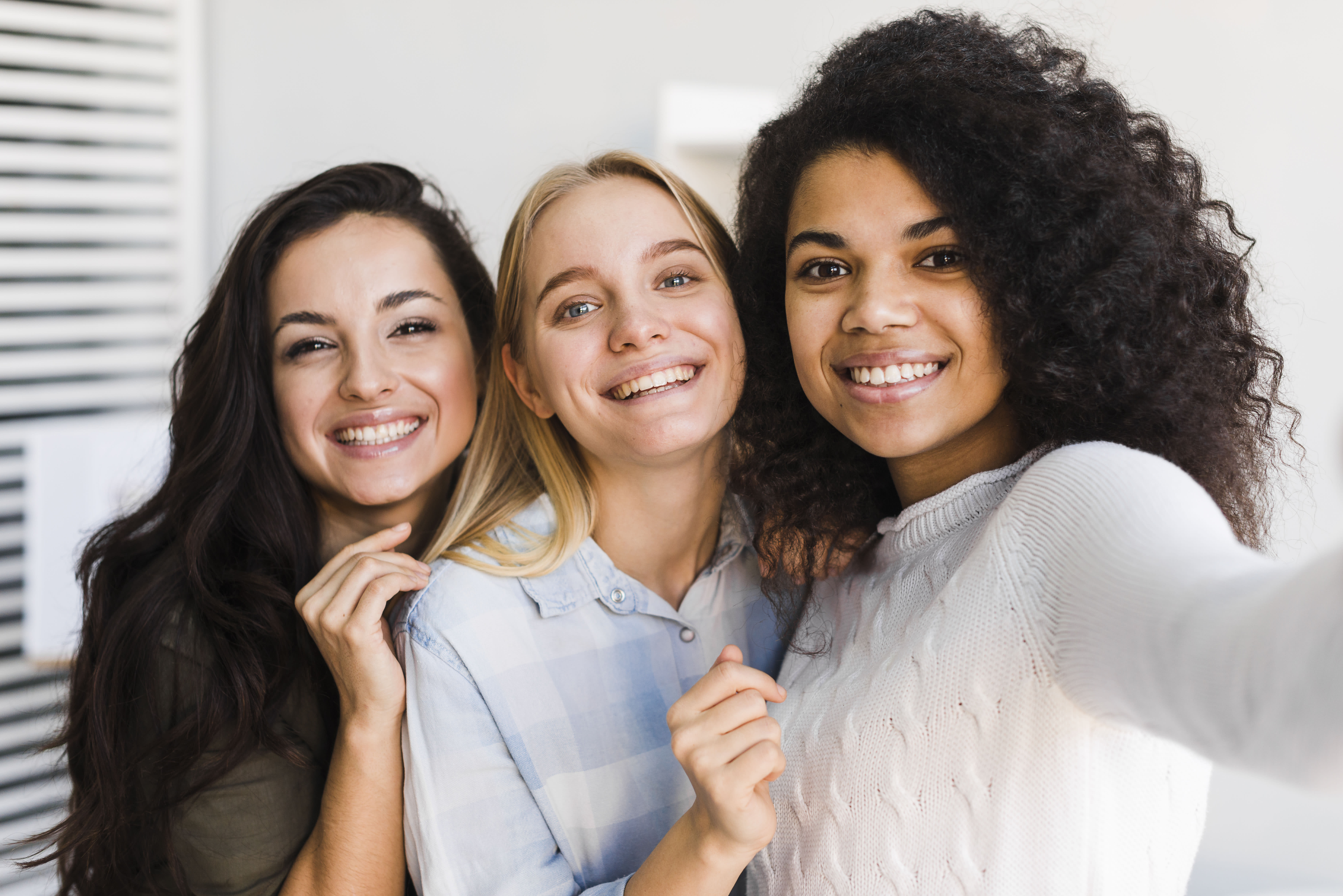 Palestra na clínica CPO Saúde Auditiva homenageia as mulheres e aborda saúde mental