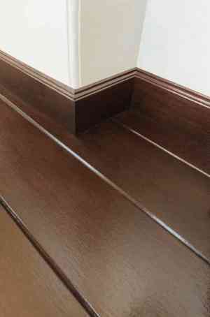 Skirting