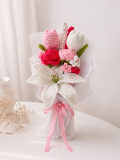 Crochet Floral Bouquet