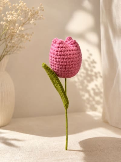 Crochet tulip flower