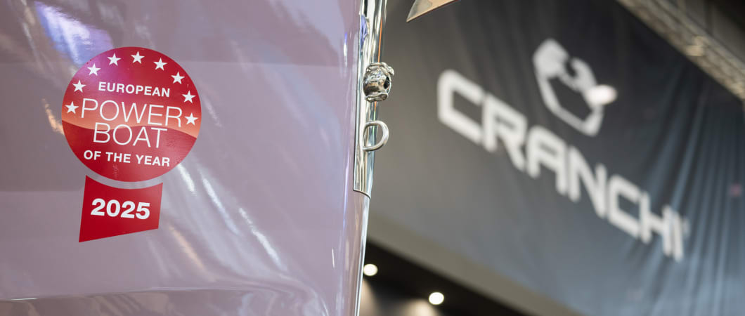 Sessantadue 62 on display at boot Düsseldorf - Detail on the badge of the European Poweboat of the Year 2025